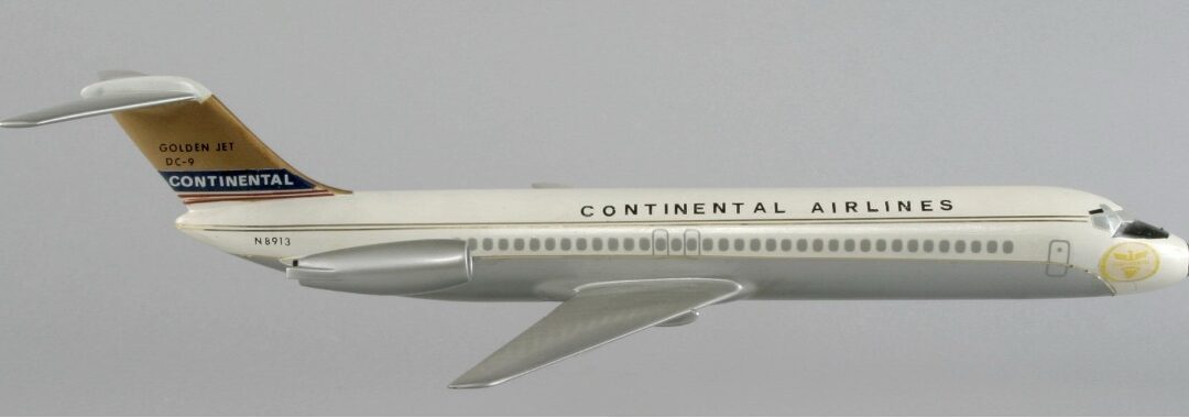 Continental Airlines Douglas DC-9-15 Golden Jet